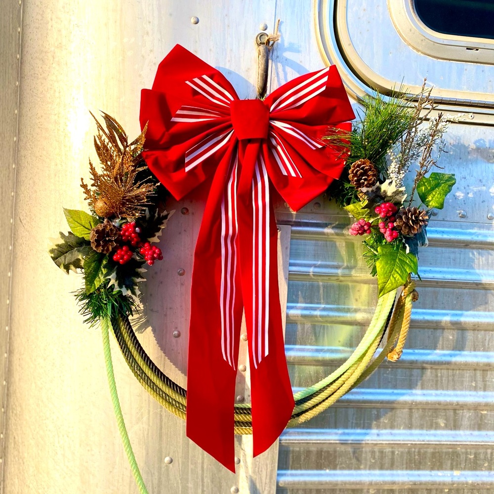 Rope wreath